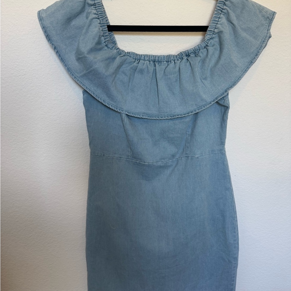 Lulu's Ruched Off-Shoulder Sundress - Picture 6 of 7
